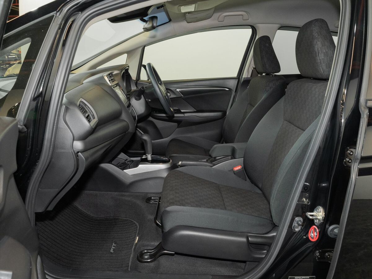 Honda Fit 2015 - фото автомобиля