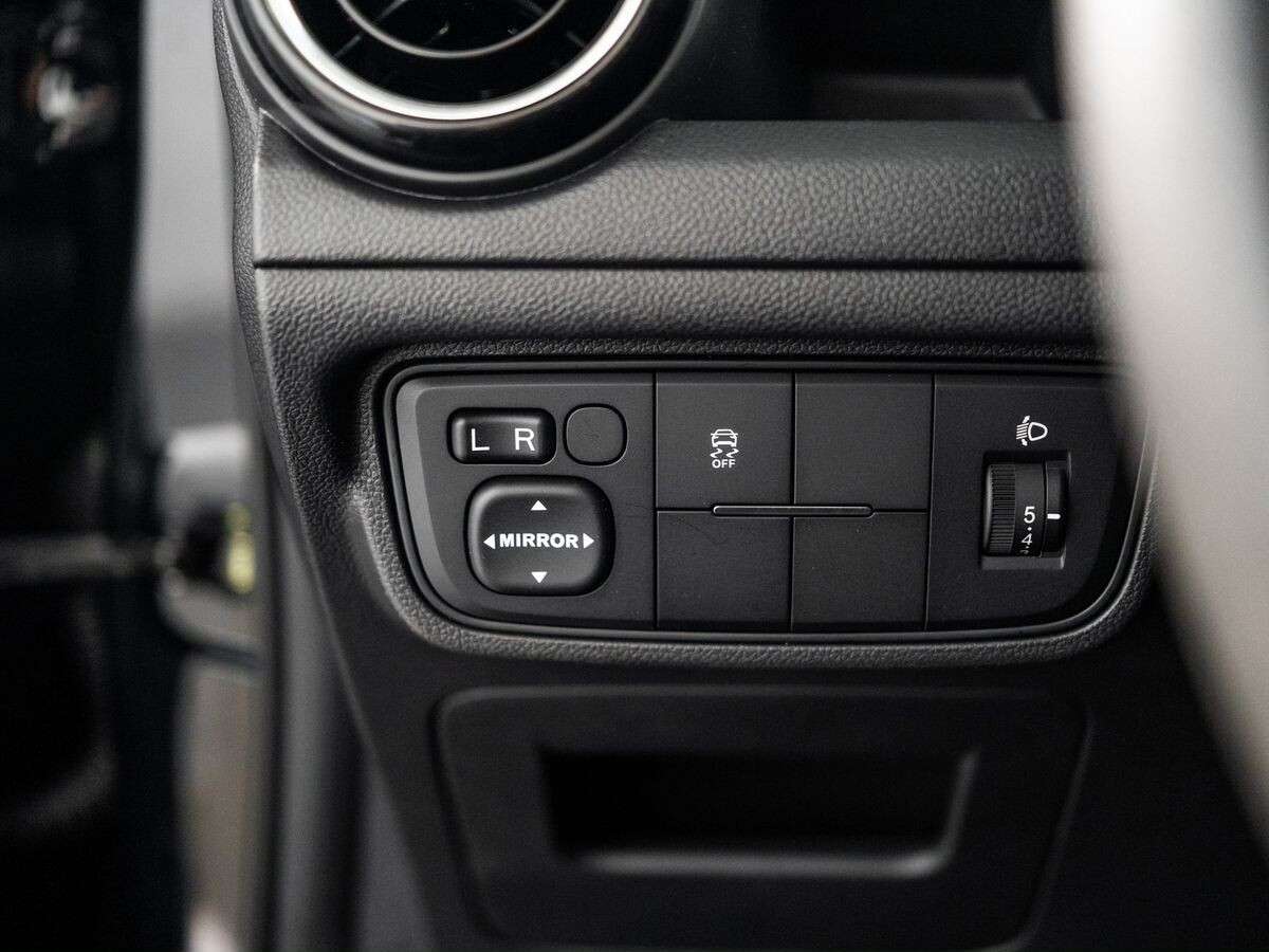 Changan Alsvin 2023 - фото автомобиля