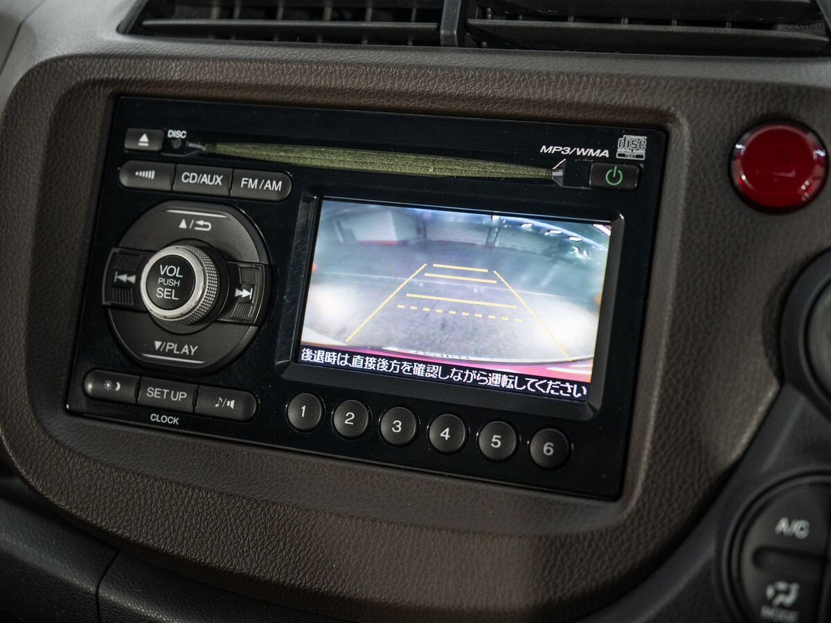 Honda Fit Shuttle 2012 - фото автомобиля