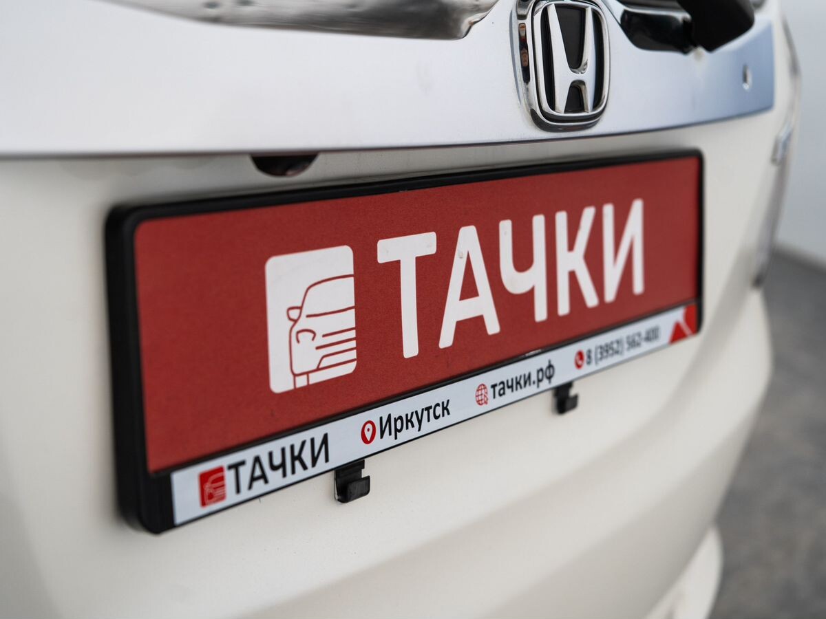 Honda Fit Shuttle 2012 - фото автомобиля