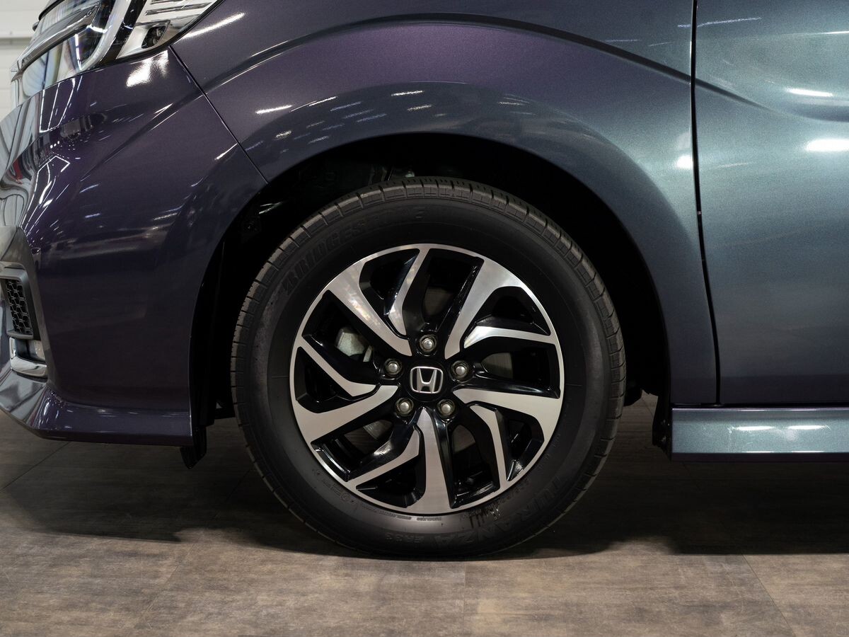 Honda Stepwgn 2019 - фото автомобиля