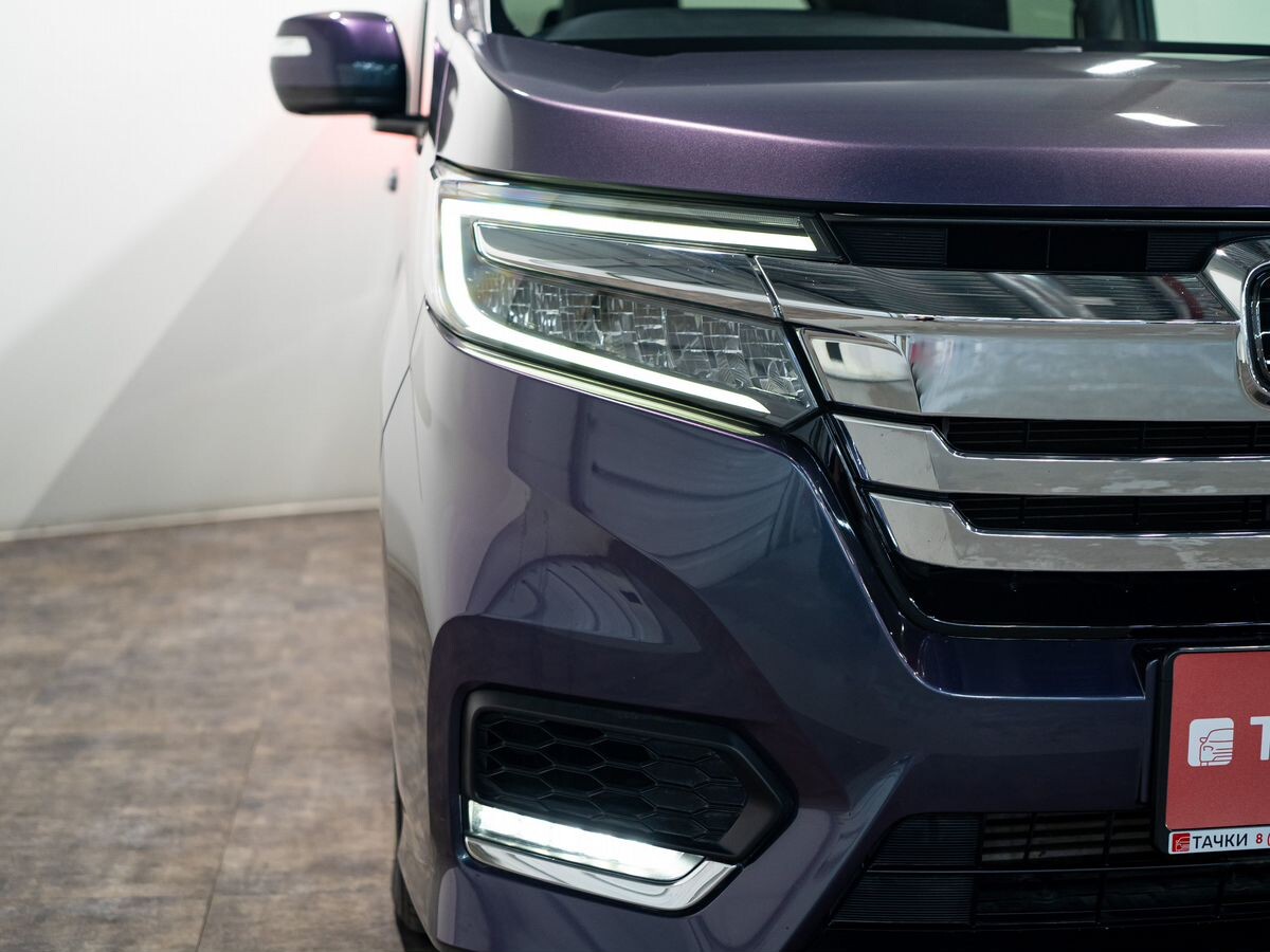 Honda Stepwgn 2019 - фото автомобиля