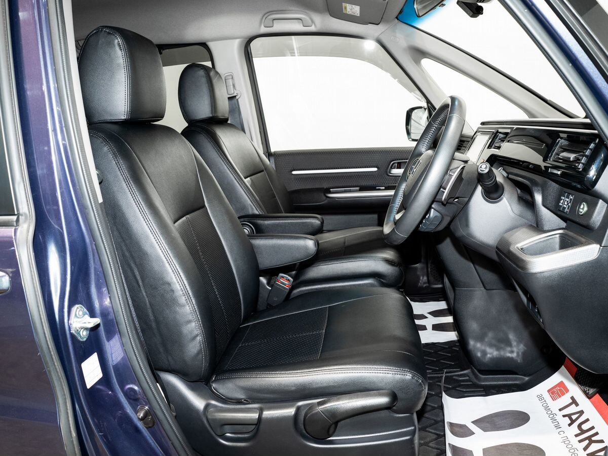 Honda Stepwgn 2019 - фото автомобиля
