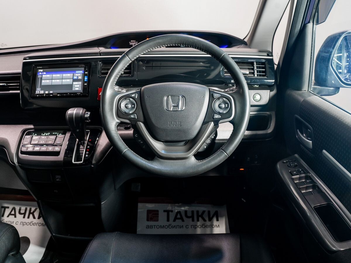 Honda Stepwgn 2019 - фото автомобиля