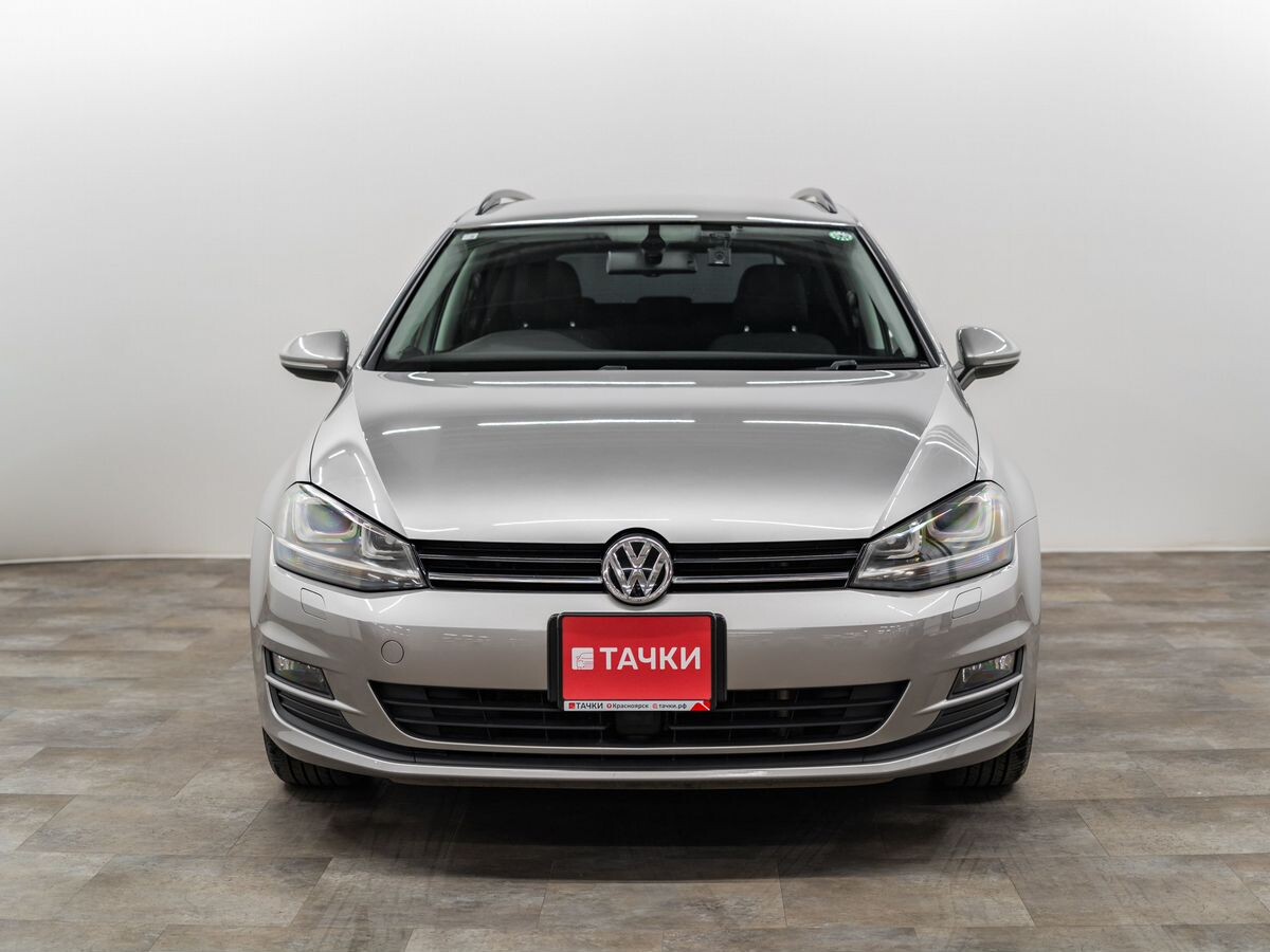 Volkswagen Golf 2015 - фото автомобиля