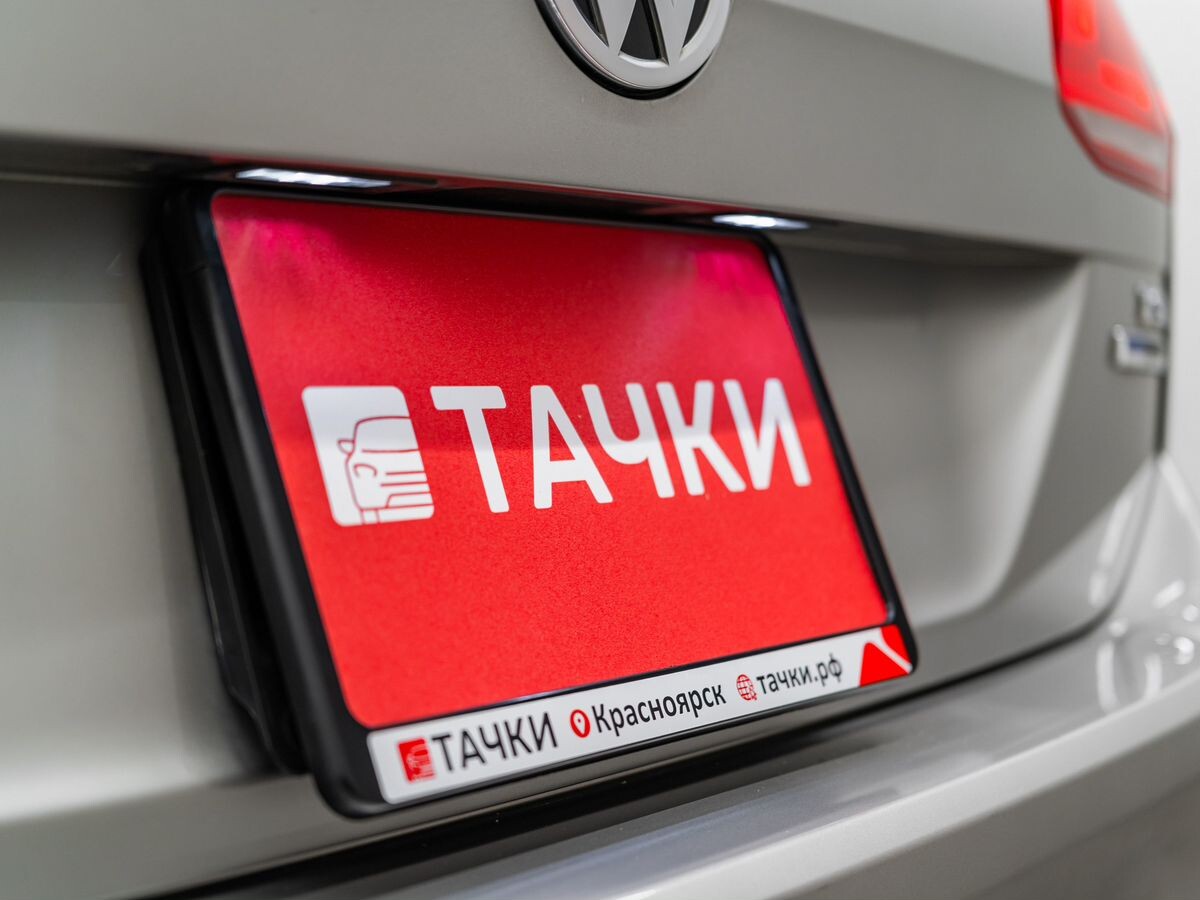 Volkswagen Golf 2015 - фото автомобиля