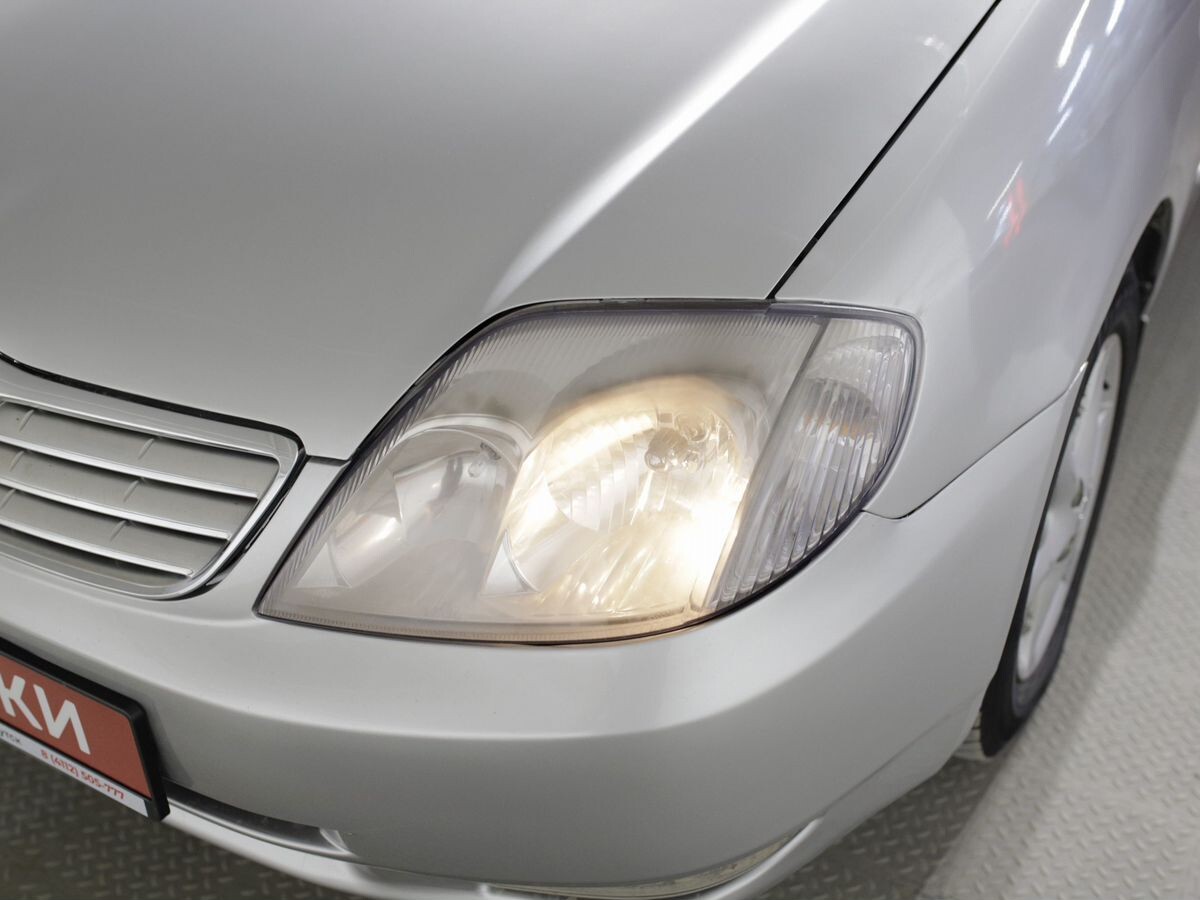 Toyota Corolla 2003 - фото автомобиля