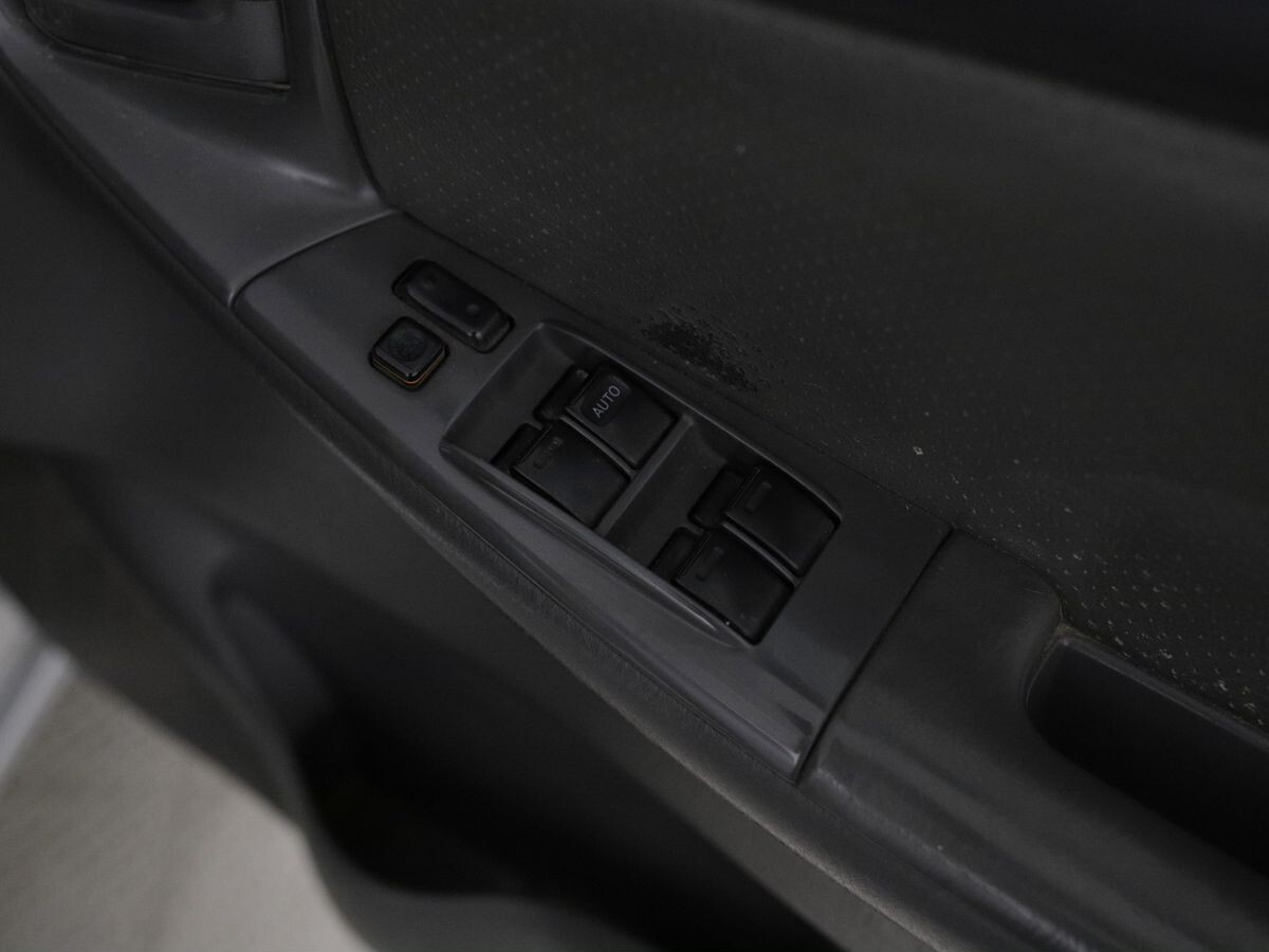 Toyota Corolla 2003 - фото автомобиля
