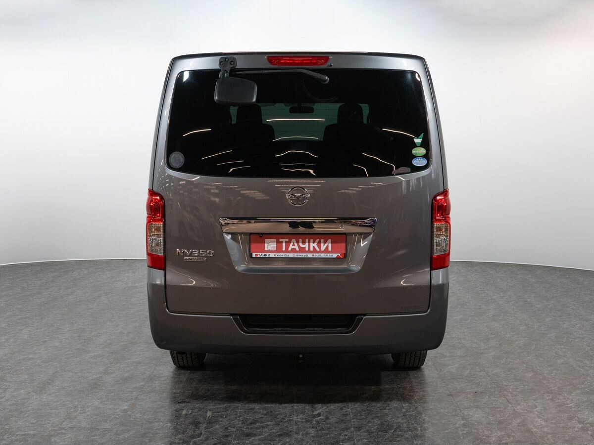 Nissan NV350 Caravan 2018 - фото автомобиля