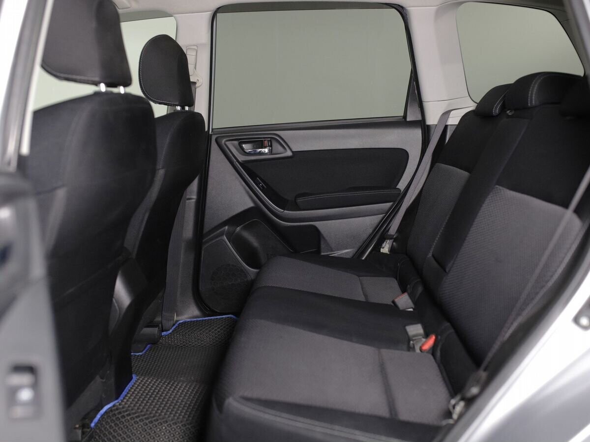 Subaru Forester 2014 - фото автомобиля