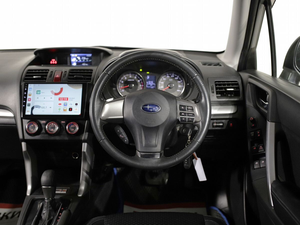 Subaru Forester 2014 - фото автомобиля