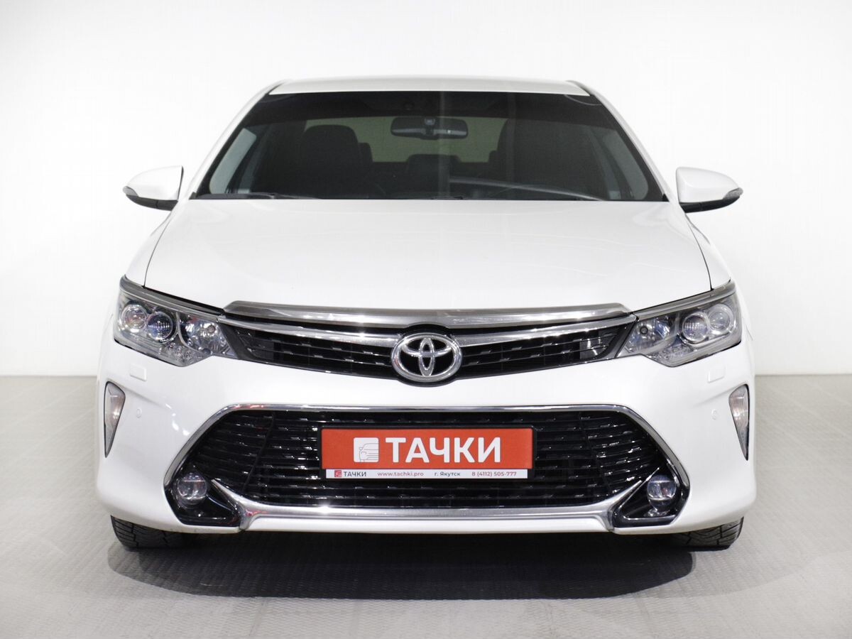 Toyota Camry 2017 - фото автомобиля