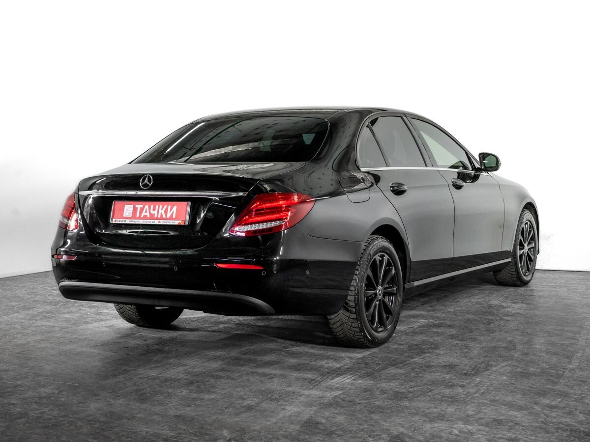 Mercedes-Benz E-Class 2019 - фото автомобиля