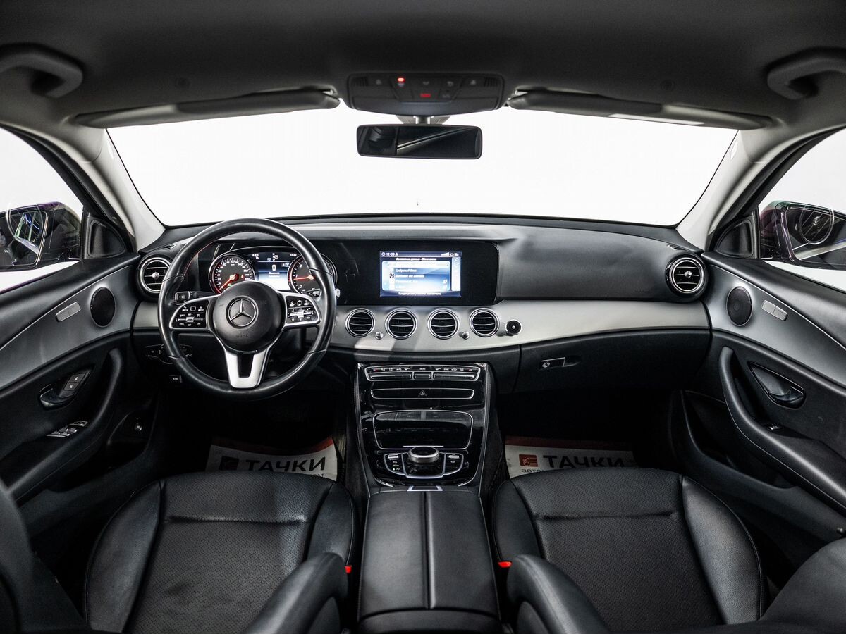 Mercedes-Benz E-Class 2019 - фото автомобиля