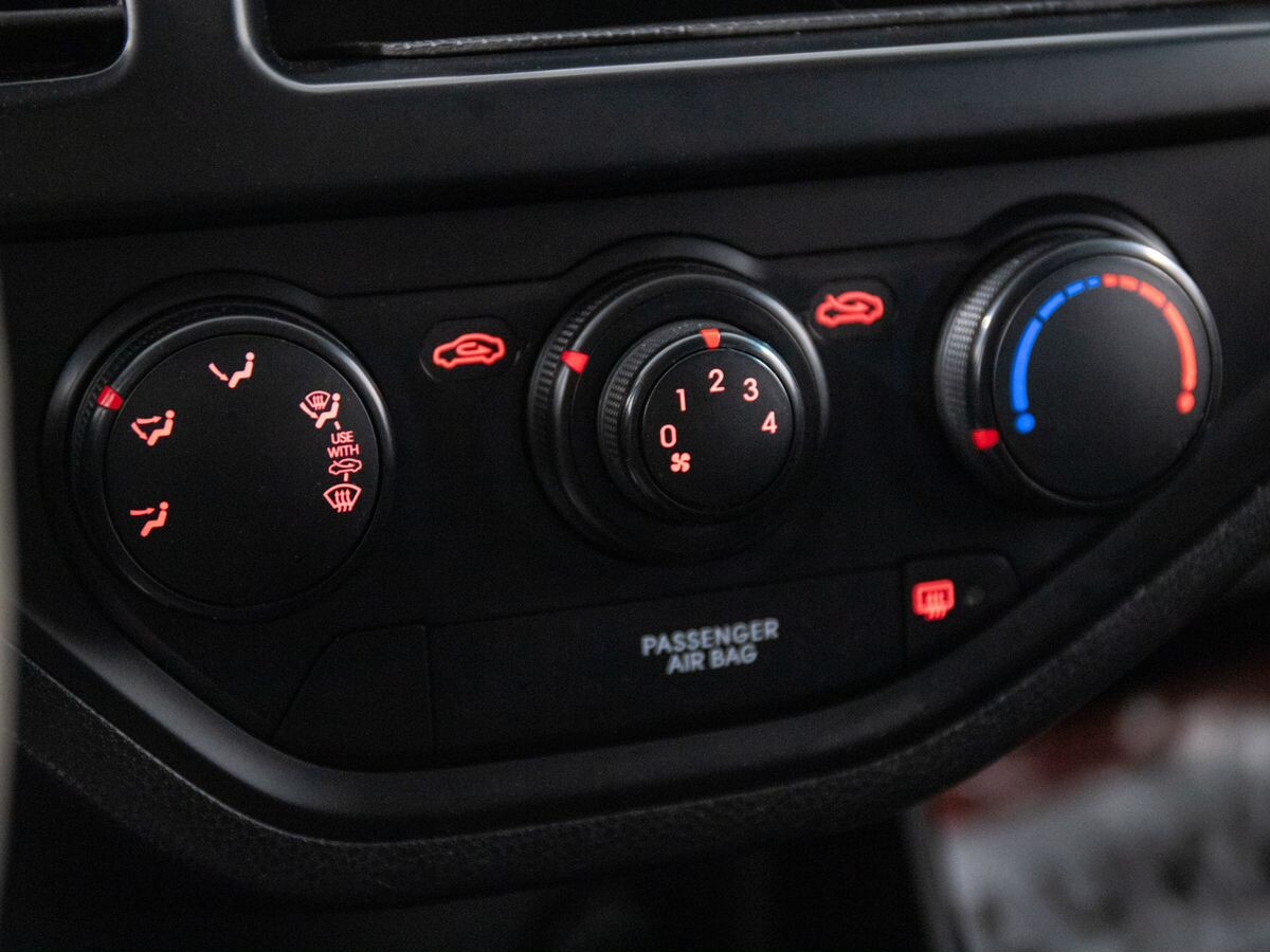 Kia Picanto 2011 - фото автомобиля