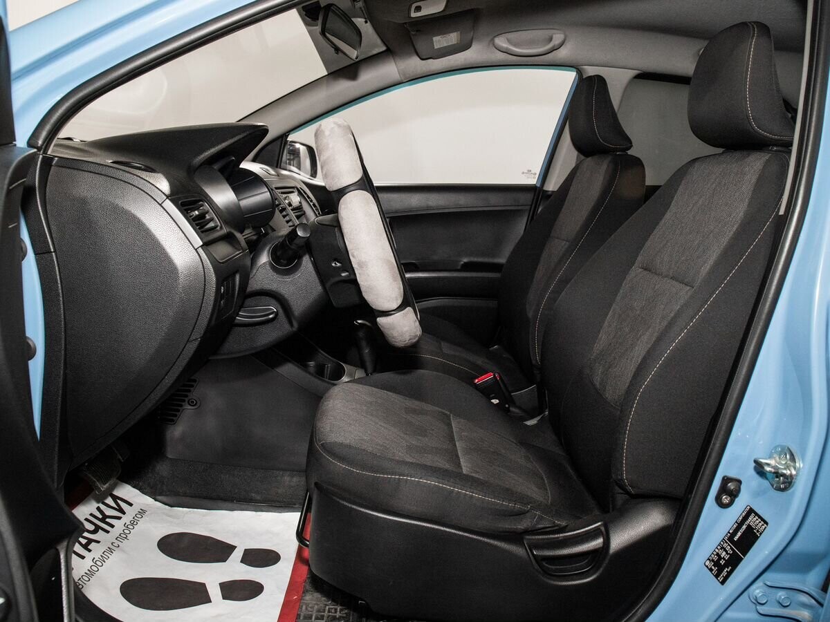 Kia Picanto 2011 - фото автомобиля