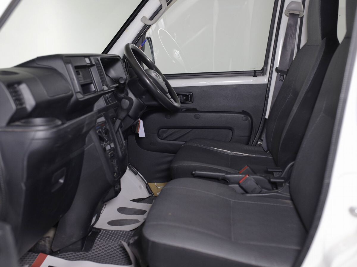 Daihatsu Hijet 2018 - фото автомобиля