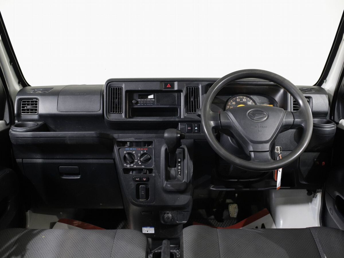 Daihatsu Hijet 2018 - фото автомобиля