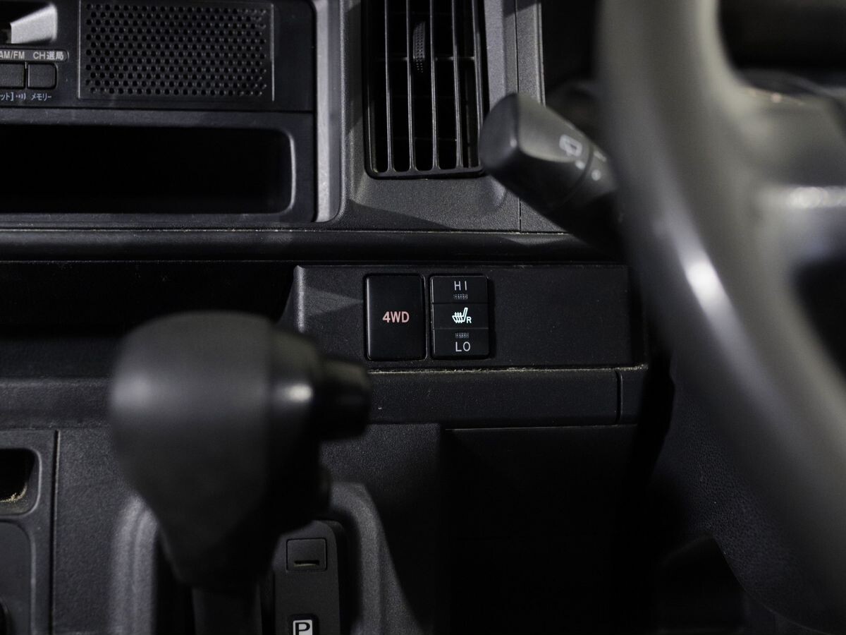 Daihatsu Hijet 2018 - фото автомобиля