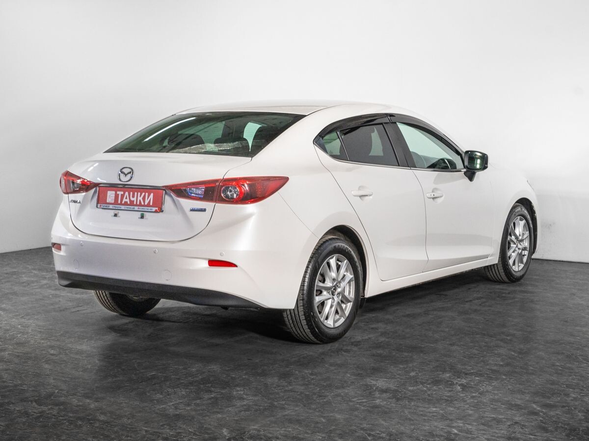 Mazda Axela 2018 - фото автомобиля