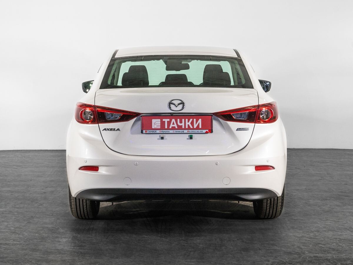 Mazda Axela 2018 - фото автомобиля
