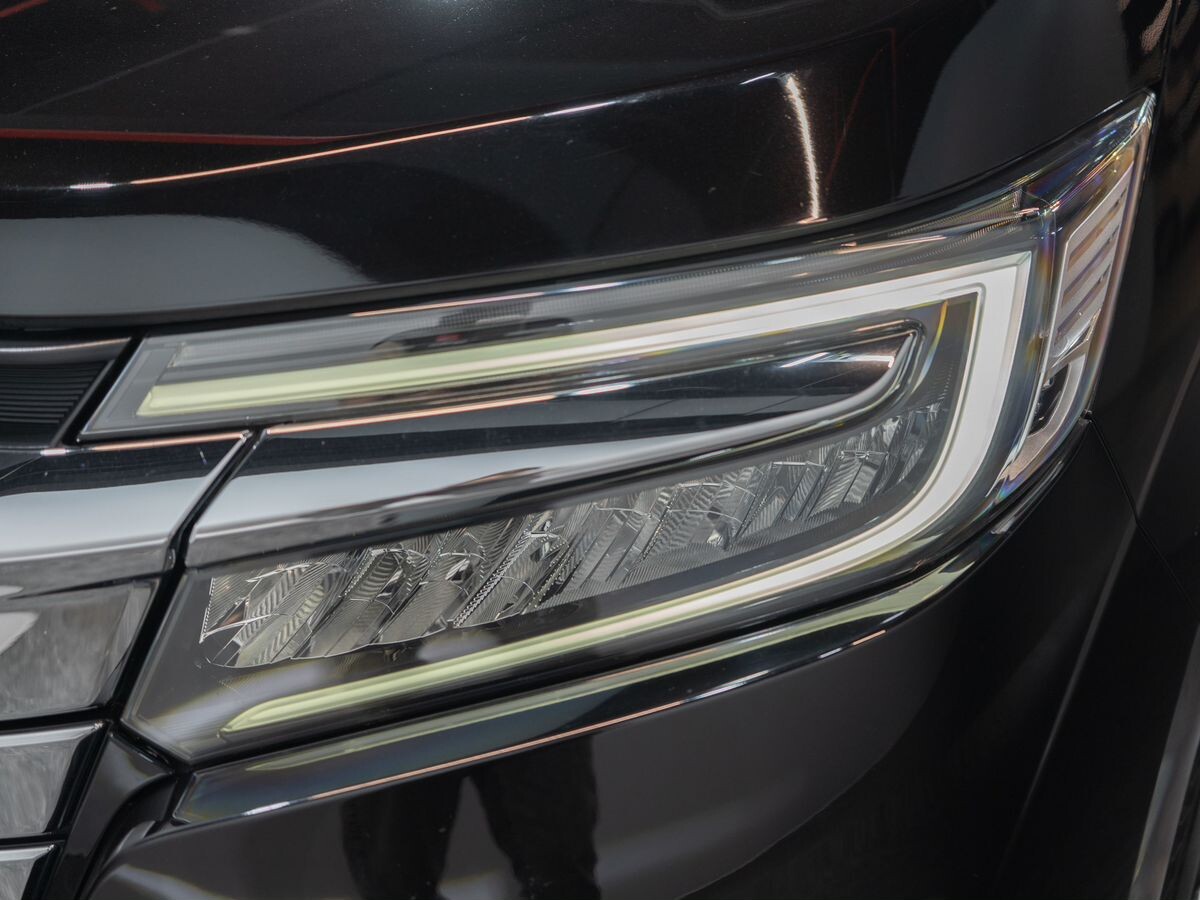 Honda Stepwgn 2018 - фото автомобиля