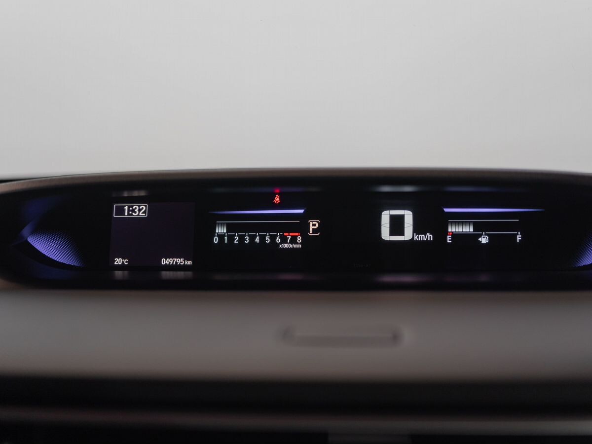 Honda Stepwgn 2018 - фото автомобиля