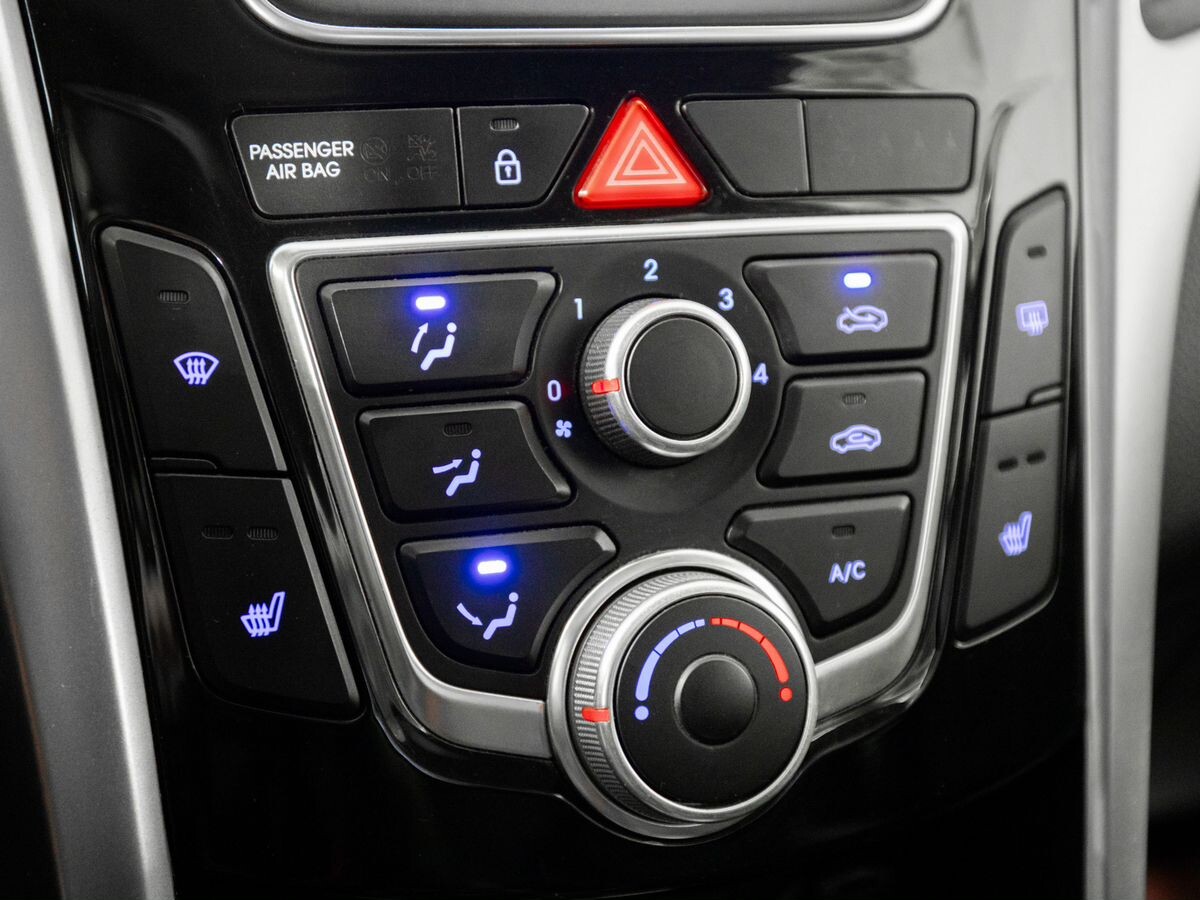 Hyundai i30 2015 - фото автомобиля