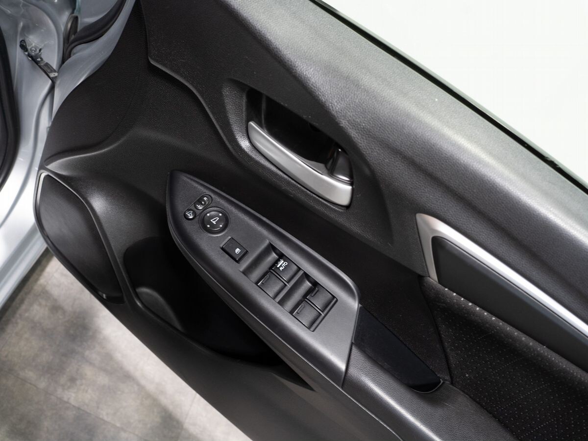 Honda Fit 2014 - фото автомобиля
