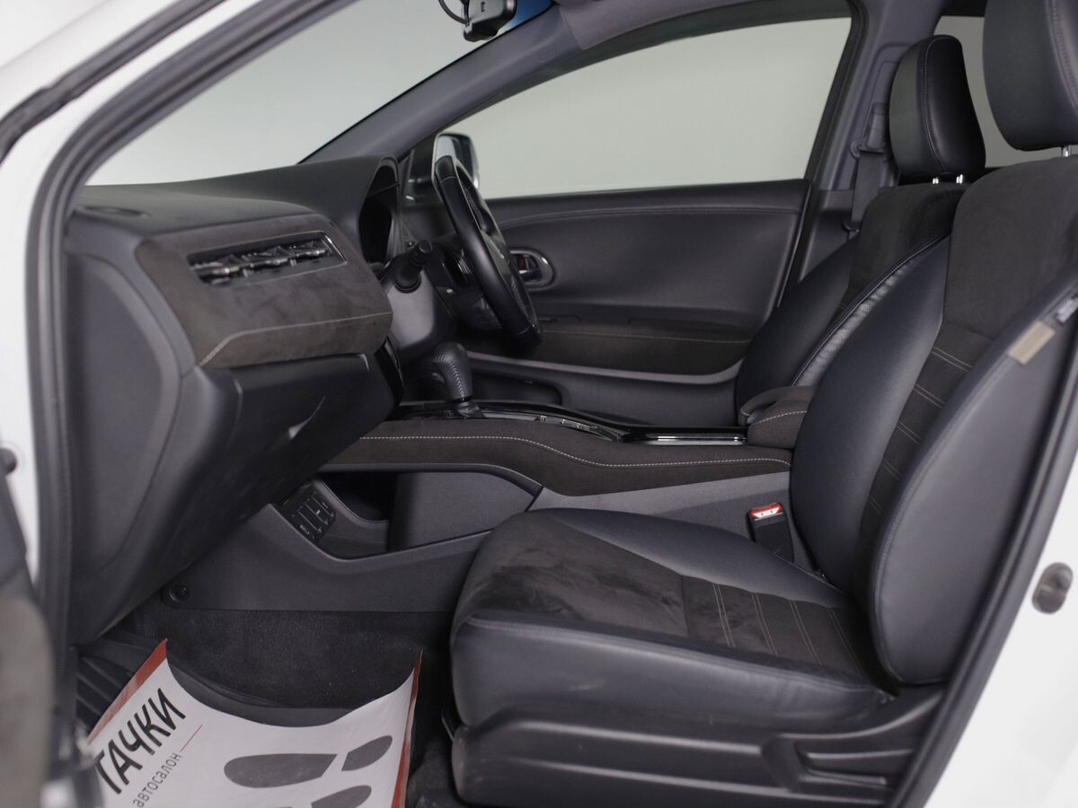 Honda Vezel 2017 - фото автомобиля