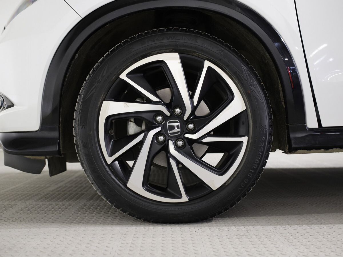 Honda Vezel 2017 - фото автомобиля