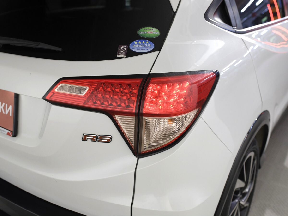 Honda Vezel 2017 - фото автомобиля