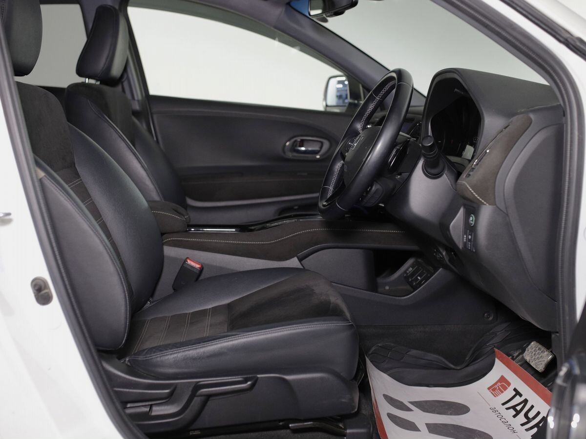 Honda Vezel 2017 - фото автомобиля