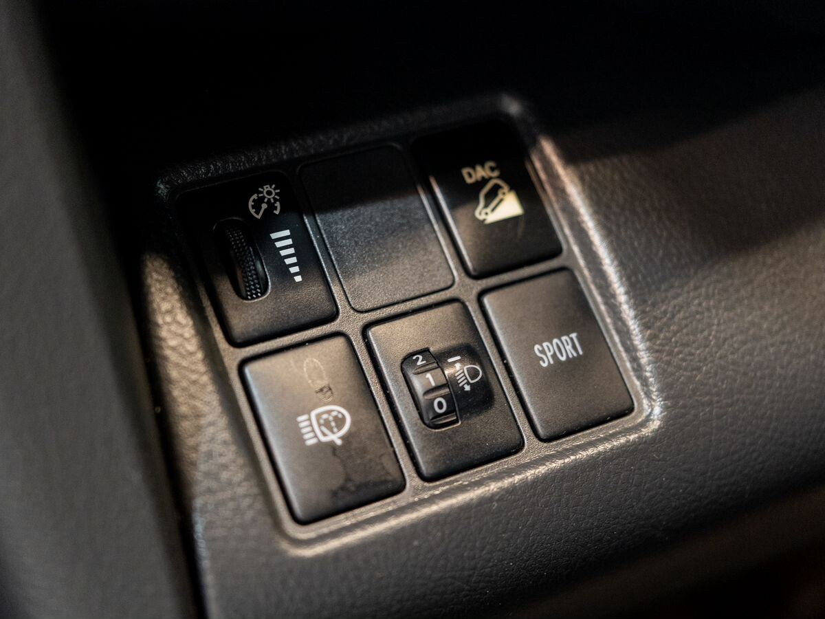 Toyota RAV4 2011 - фото автомобиля