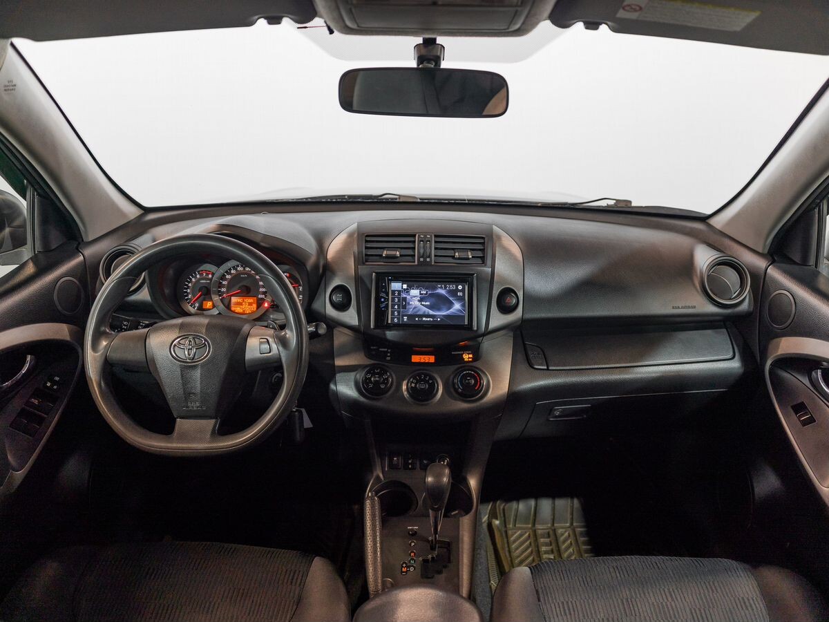 Toyota RAV4 2011 - фото автомобиля
