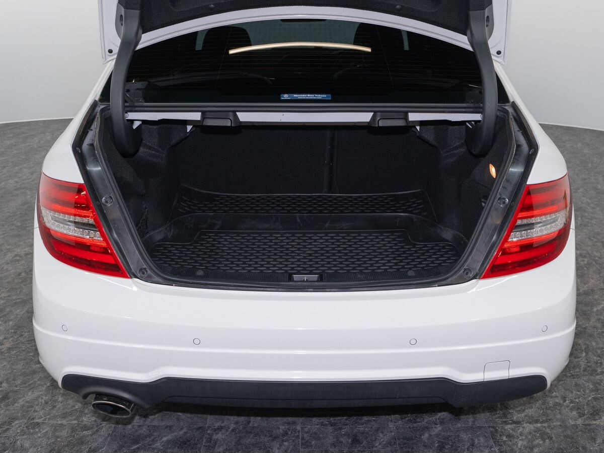 Mercedes-Benz C-Class 2012 - фото автомобиля