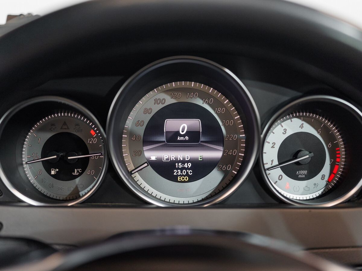 Mercedes-Benz C-Class 2012 - фото автомобиля