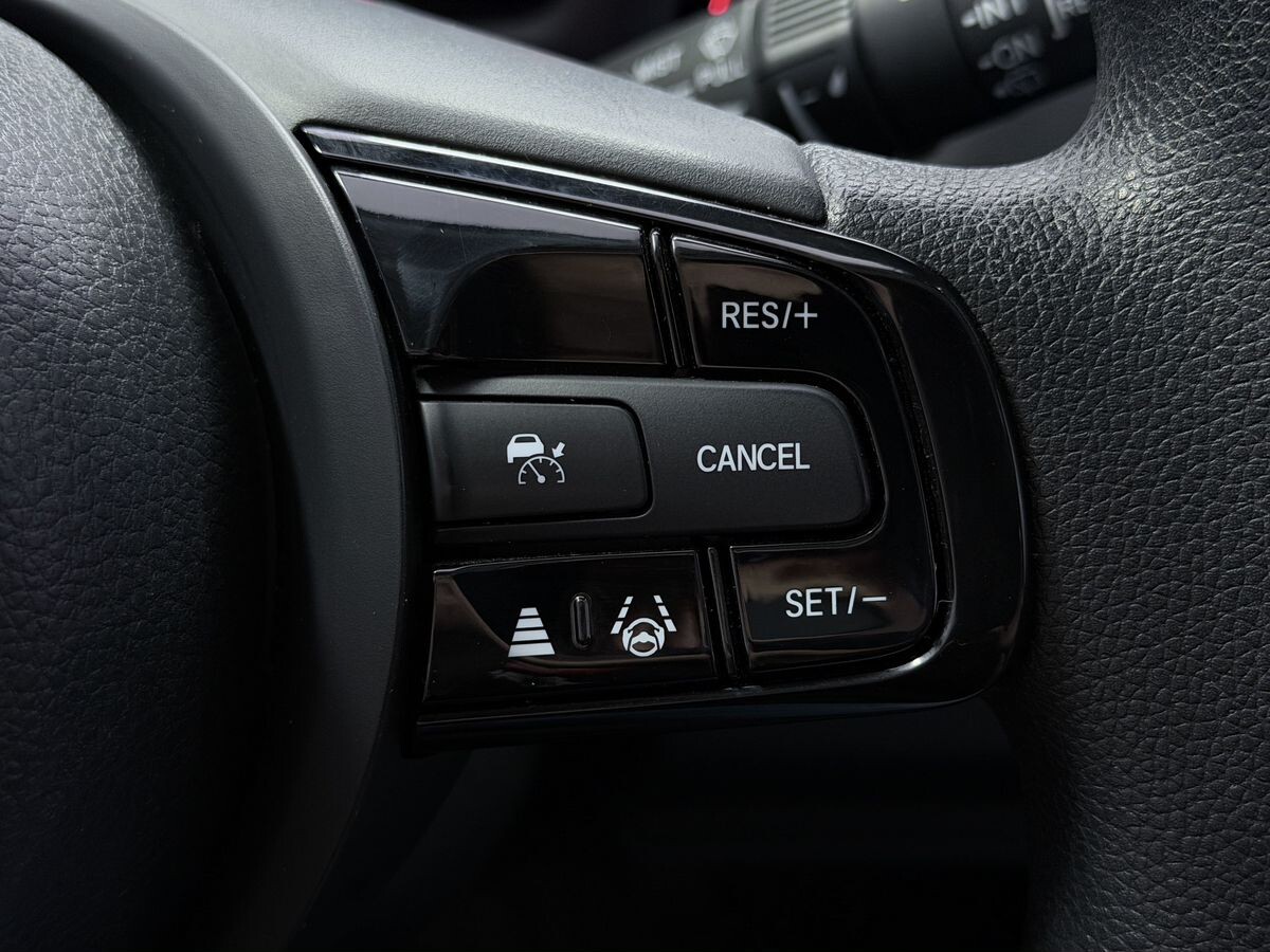 Honda Vezel 2023 - фото автомобиля
