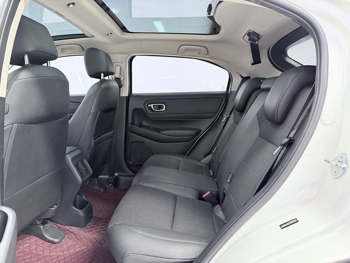 Honda Vezel 2023 - фото автомобиля