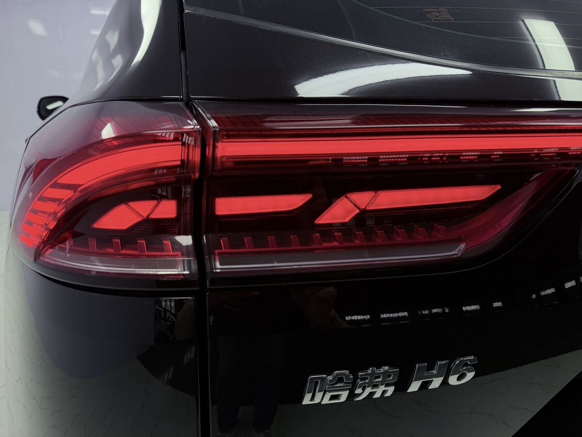 Haval H6 2021 - фото автомобиля