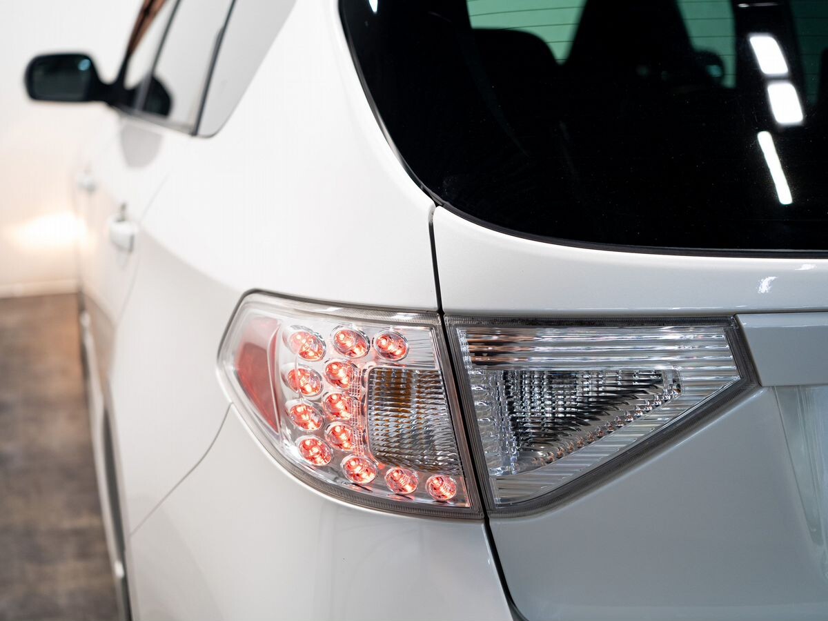 Subaru Impreza 2011 - фото автомобиля