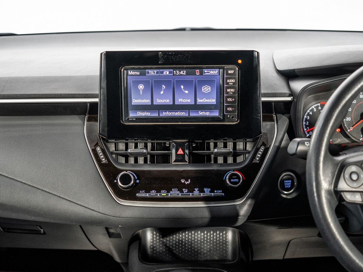 Toyota Corolla 2019 - фото автомобиля