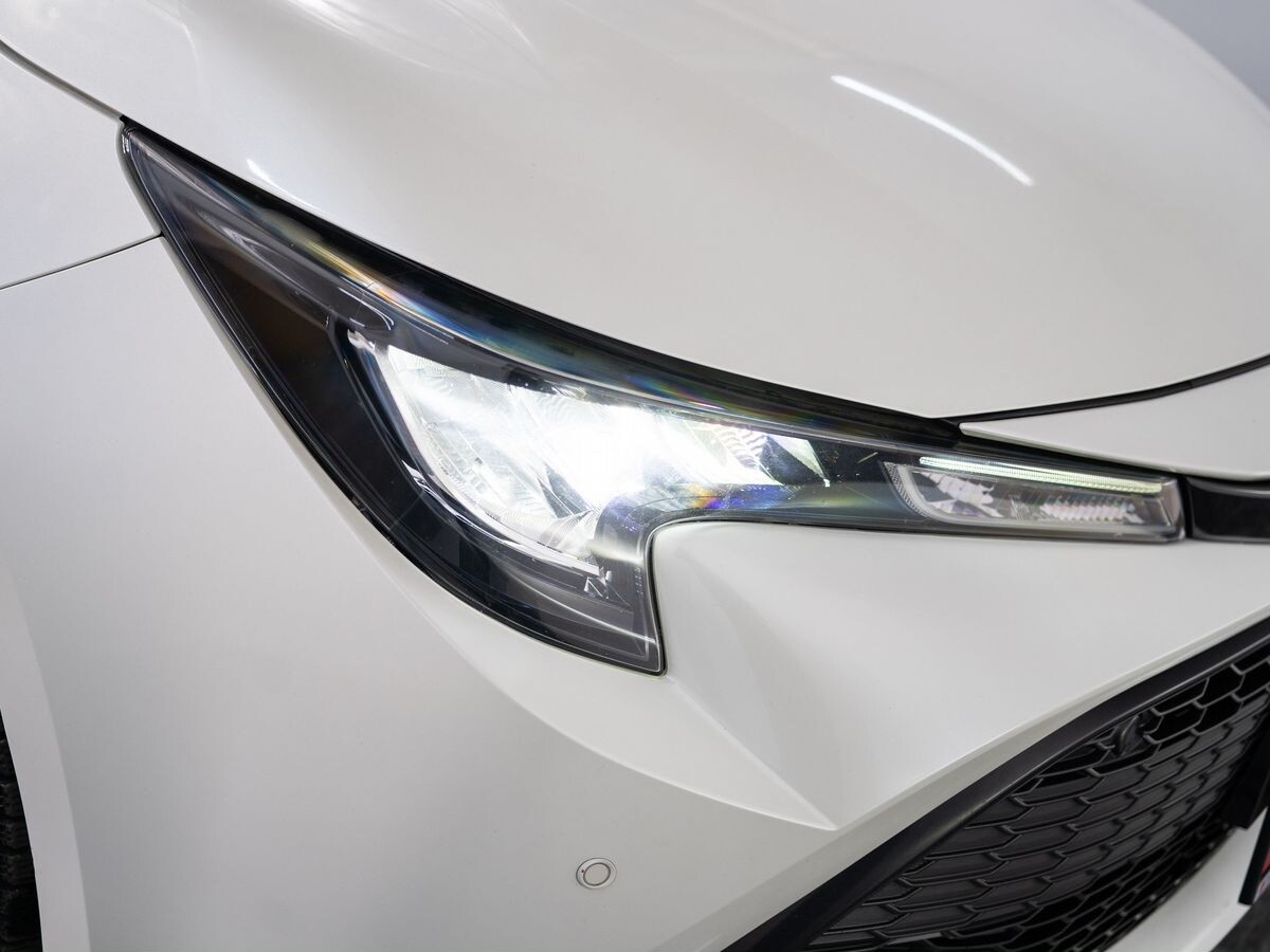 Toyota Corolla 2019 - фото автомобиля