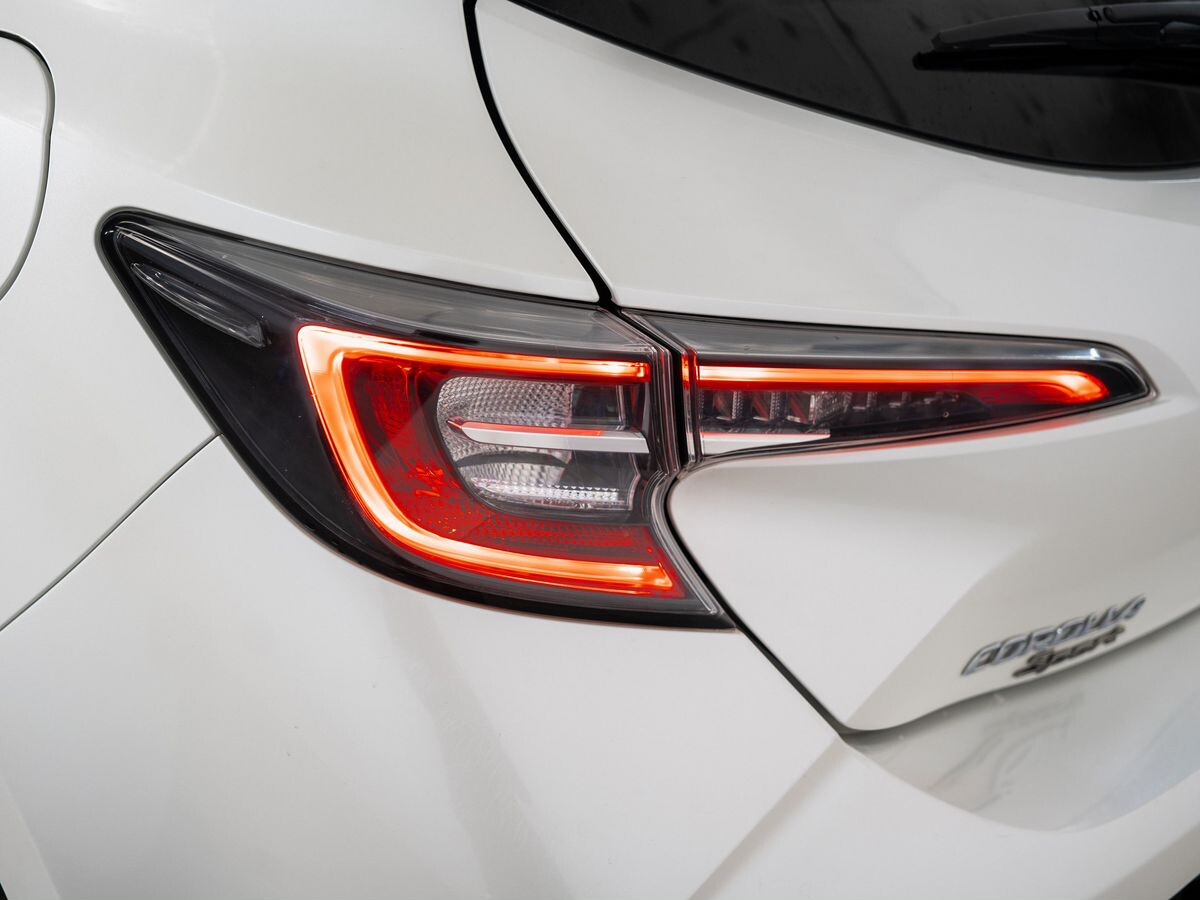 Toyota Corolla 2019 - фото автомобиля
