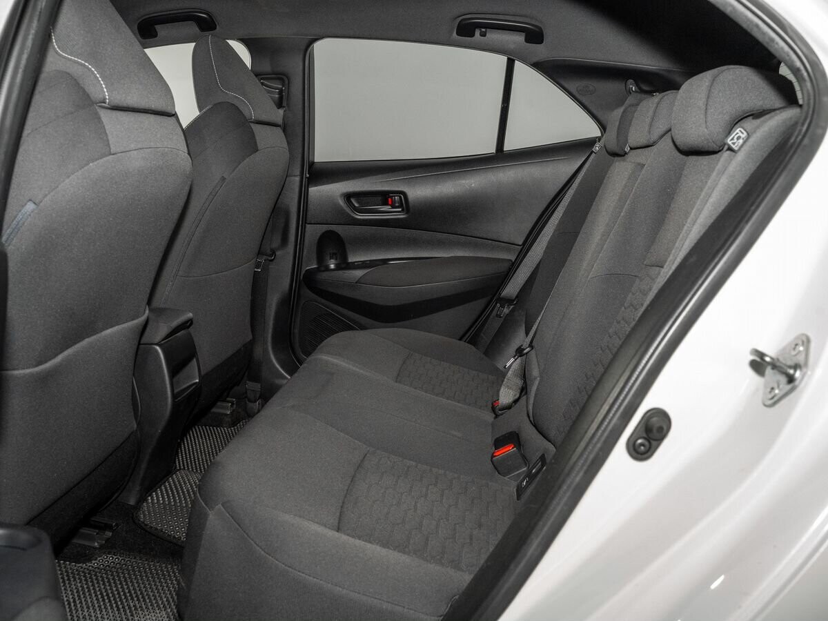 Toyota Corolla 2019 - фото автомобиля