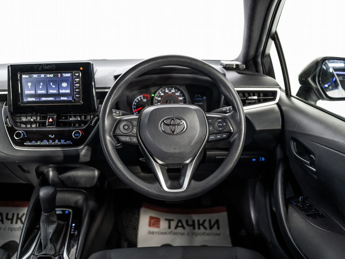 Toyota Corolla 2019 - фото автомобиля