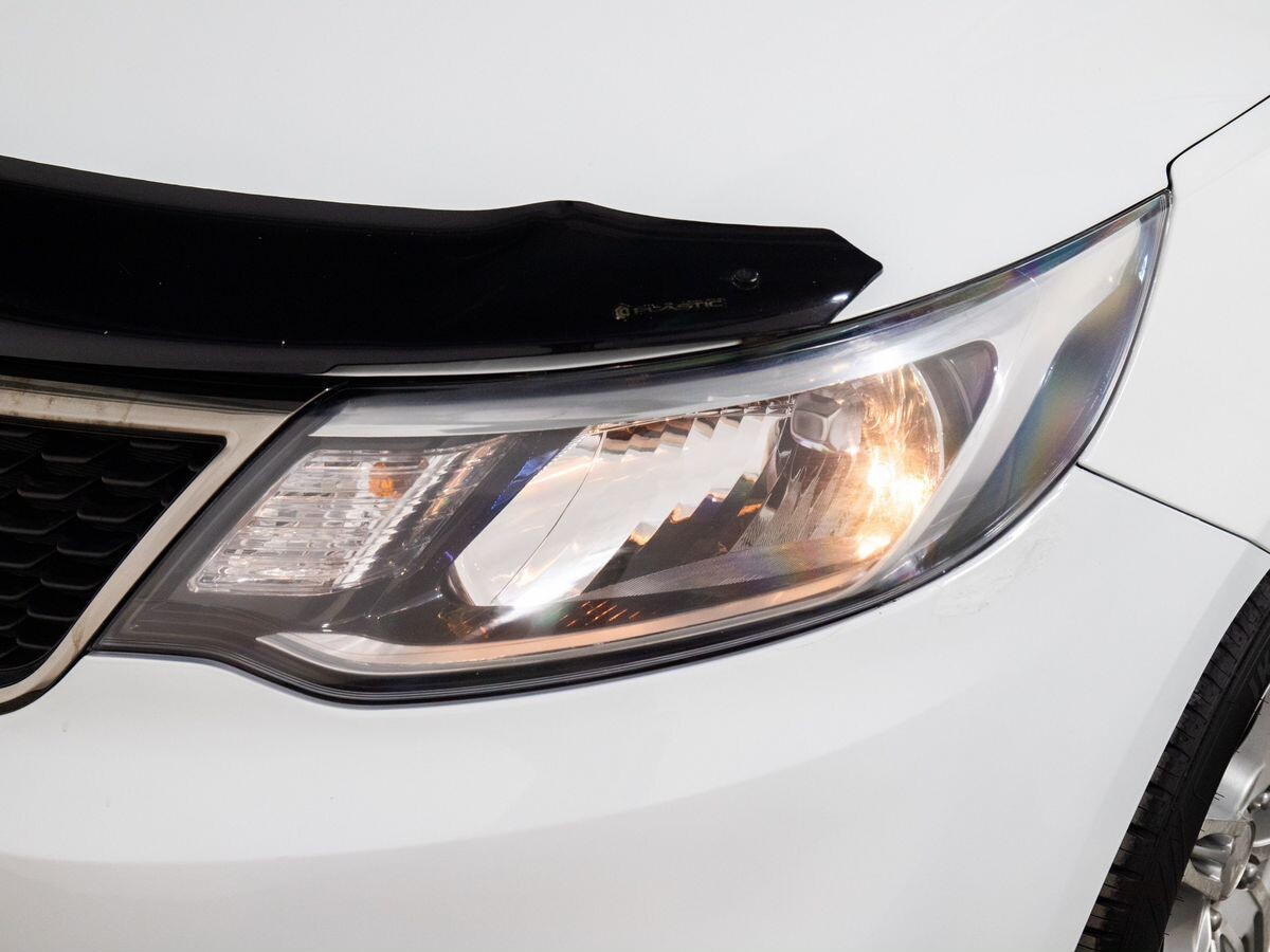 Kia Rio 2015 - фото автомобиля