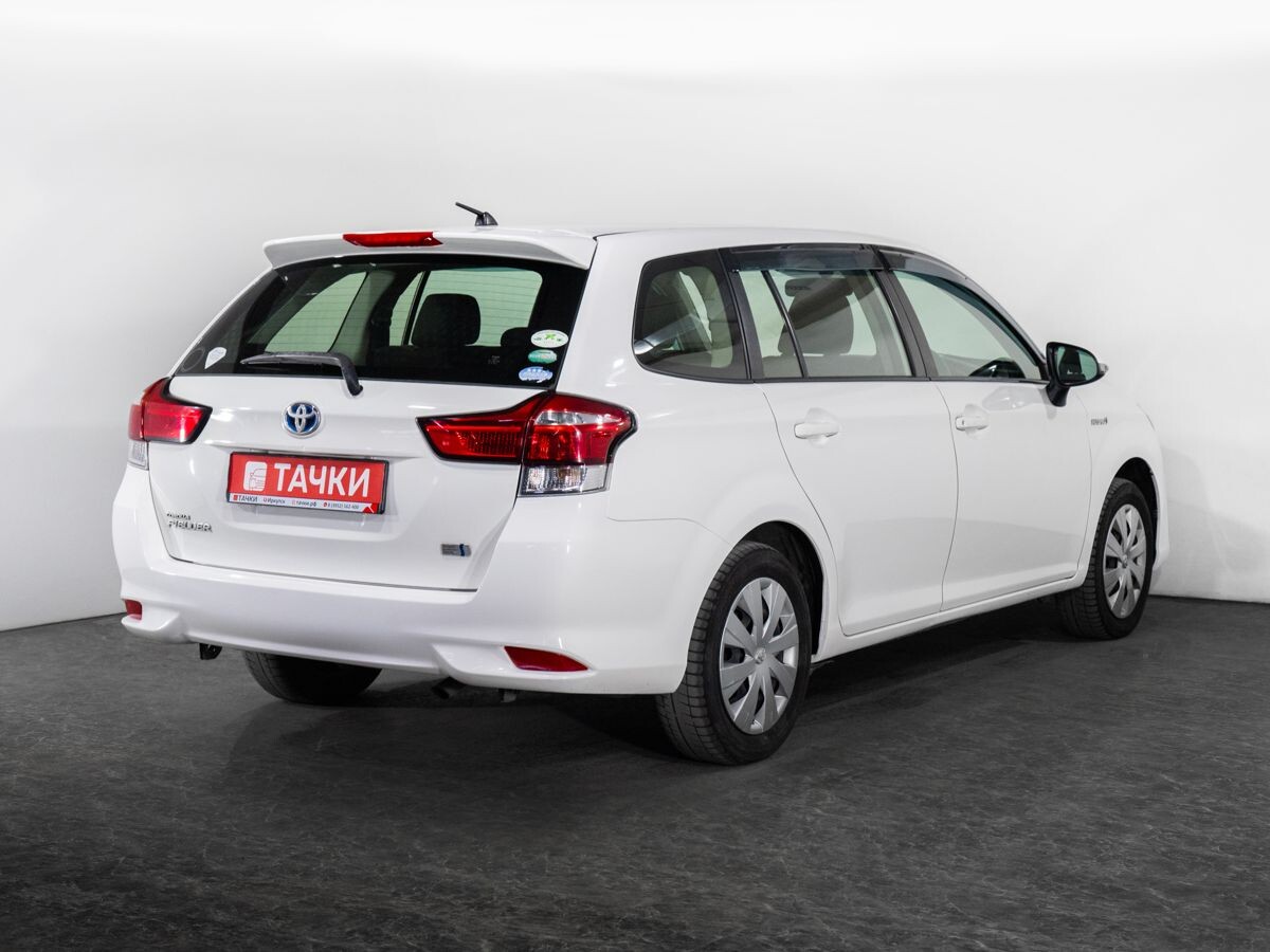 Toyota Corolla Fielder 2016 - фото автомобиля