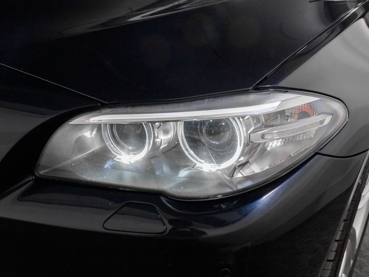 BMW 5-Series 2016 - фото автомобиля