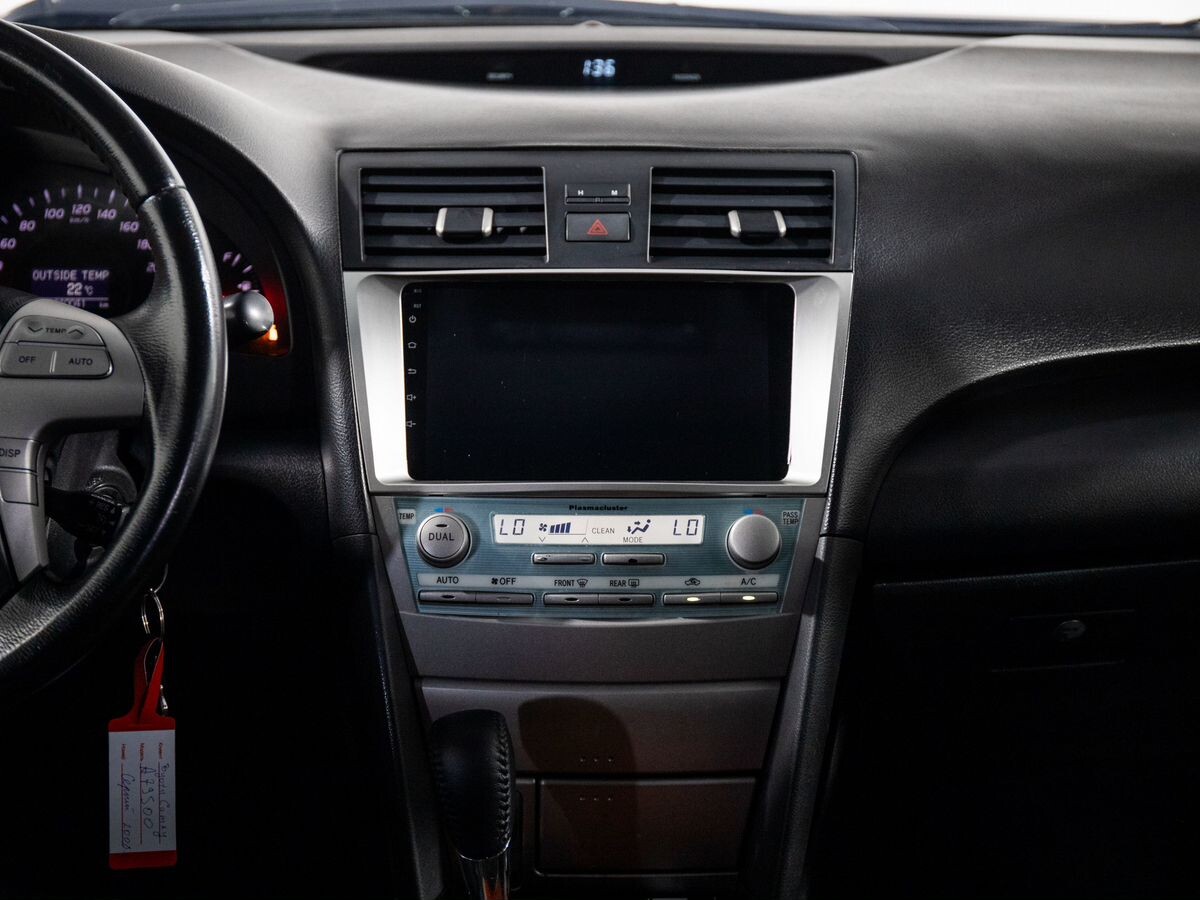 Toyota Camry 2008 - фото автомобиля